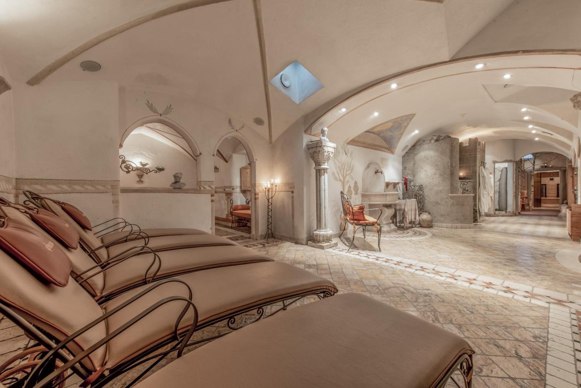 Hotel Al Sonnenhof San Vigilio Di Marebbe Esterno foto